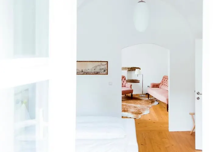 Gut Oberstockstall Kirchberg am Wagram